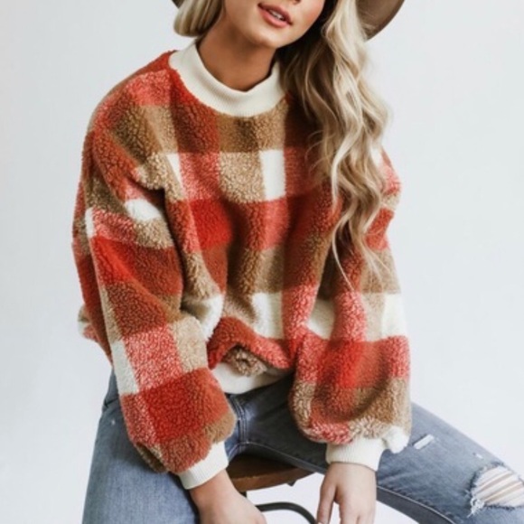 Simplee Sweaters - NWT Simplee Checkered Sherpa Size S